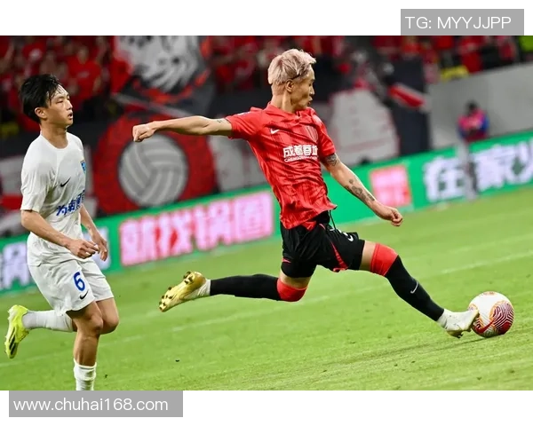 今晚国家队足球比赛激情上演球迷齐聚为梦想助威共襄盛举