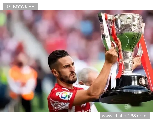 科克在足球中场的战术价值与影响力分析及其职业生涯回顾